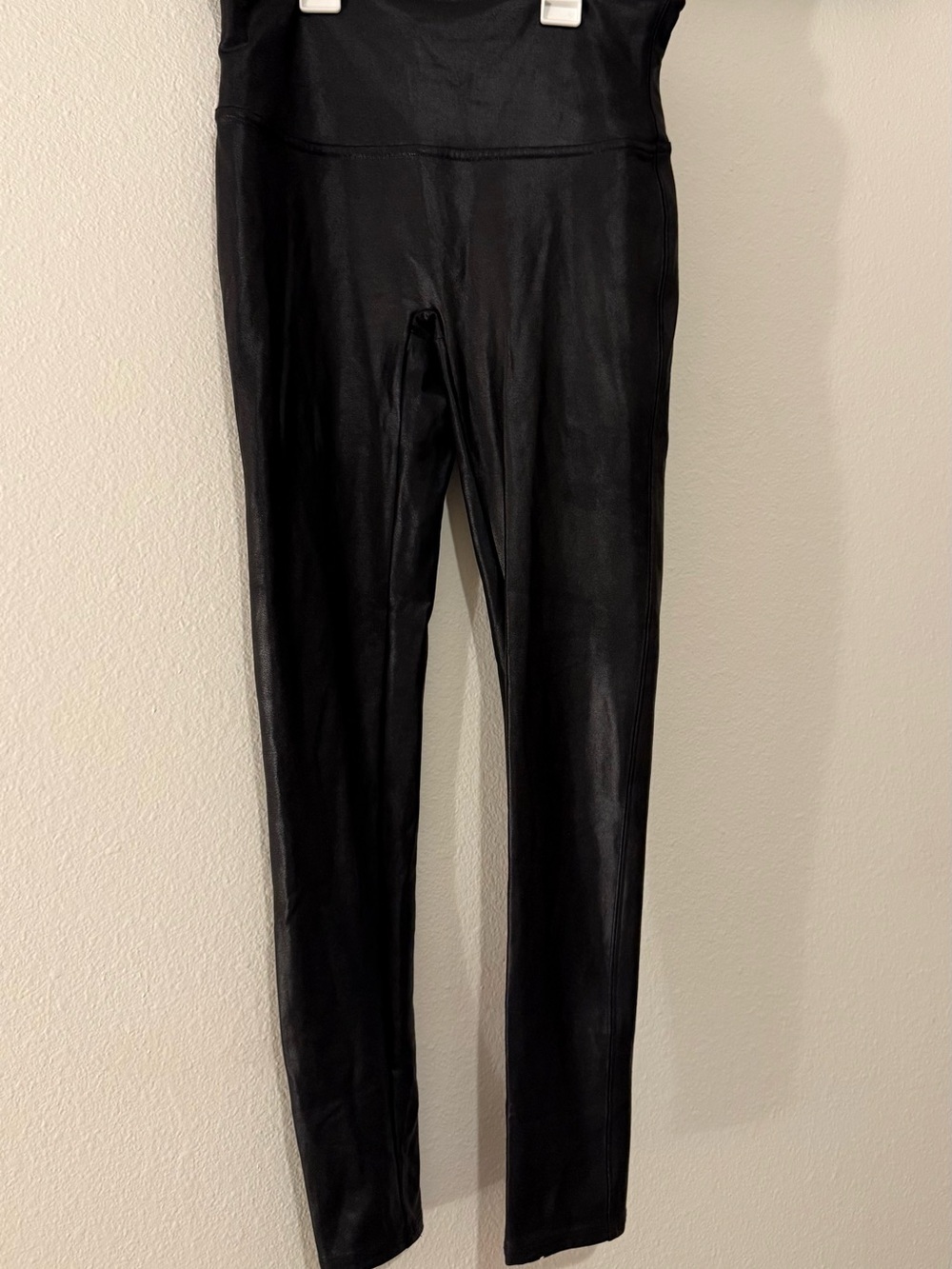 SPANX Black with Red Tag High-Rise Legging Detail